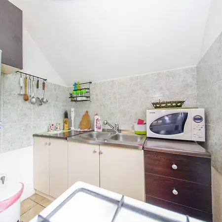 Holiday Jere Postira